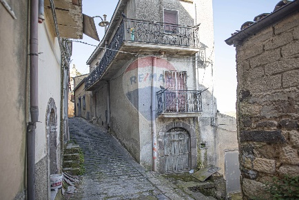 Foto Casa indipendente in via di Emilia, Vizzini di 107 m² con 5 locali