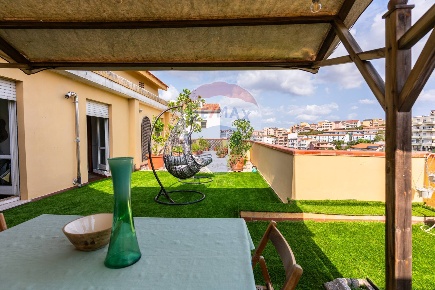 Foto Attico in Via Carso, Sassari Cappuccini di 117 m² con 4 locali