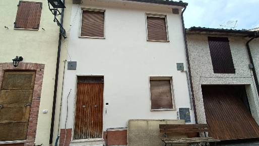 Foto Casa indipendente in Via Umberto I, Monte Cavallo di 103 m² in vendita