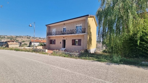 Foto Casa indipendente in SP 157, Sant'Arcangelo Trimonte di 150 m²