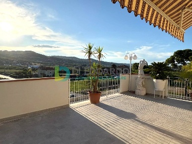 Foto Attico in Via Capri, Martinsicuro Villa Rosa di 55 m² con 3 locali