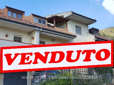 Foto Villa a schiera a Ascoli Piceno di 1838 m² con 11 locali in vendita