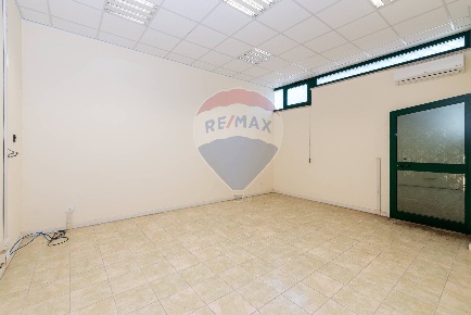 Foto Ufficio in VIA SALARIA 219, Monterotondo Monterotondo Scalo di 28 m²