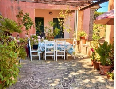 Foto Appartamento a Marciana di 80 m² con 4 locali in vendita