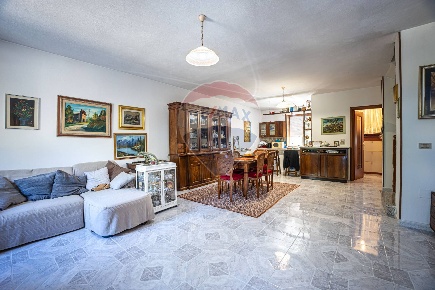 Foto Villa a schiera a Cargeghe di 212 m² con 6 locali in vendita