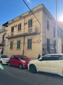 Foto Appartamento in Via Primo Noviziato 5, Messina di 148 m² con 4 locali