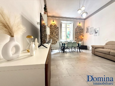 Foto Appartamento a Massa Centro di 127 m² con 4 locali in vendita