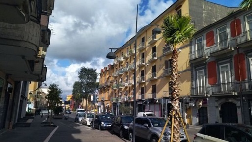 Foto Locale commerciale in Corso Umberto, Casalnuovo di Napoli Centro