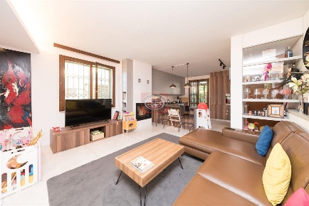 Foto Villa bifamiliare a Cesena di 267 m² con 7 locali in vendita