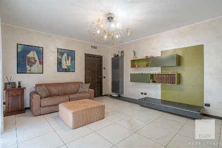 Foto Appartamento in corso europa, Pessano con Bornago Centro di 110 m²