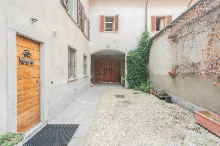 Foto Casa indipendente in via Prina, Monza San Biagio di 250 m² in vendita