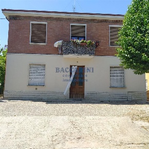 Foto Appartamento in VIA REDA, Faenza di 115 m² con 5 locali in vendita