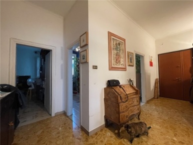 Foto Appartamento in VIA SANT'ANGELO, Firenze di 100 m² con 4 locali