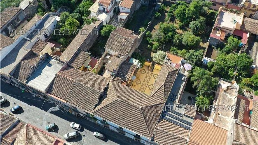 Foto Appartamento in -, Riposto Centro di 101 m² con 4 locali in vendita