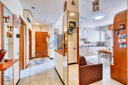 Foto Appartamento in Piazza Papa Giovanni XXIII, Senago di 88 m² in vendita