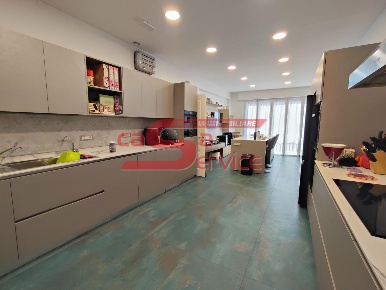 Foto Appartamento a Montecatini-Terme di 115 m² con 4 locali in vendita
