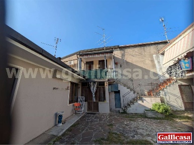 Foto Appartamento in Va Lamarmora 7, Rovato Brescia Due di 60 m² in vendita