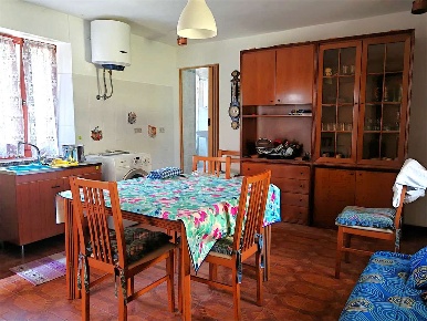 Foto Casa indipendente in località Remondin, Perloz di 97 m² con 5 locali