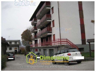 Foto Appartamento a Abetone Cutigliano di 89 m² con 6 locali in vendita
