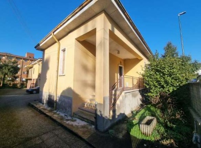 Foto Appartamento in Via Cadore, Paderno Dugnano Cassina Amata di 81 m²