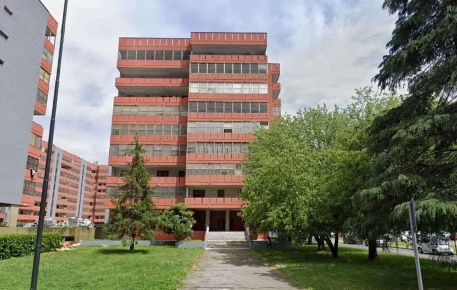 Foto Appartamento in Via dei Pini, Pieve Emanuele Centro di 83 m²