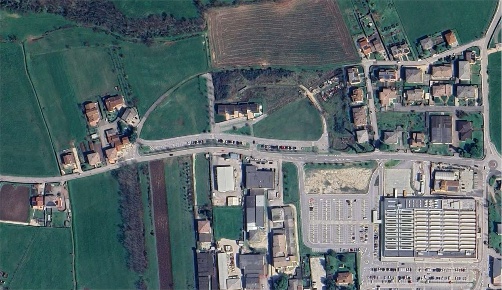 Foto Terreno edificabile in Via Luigi Albanese, Cornedo Vicentino di 898 m²