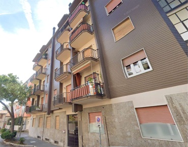 Foto Ufficio in Via Cervino, Cerro Maggiore Centro di 74 m² con 4 locali