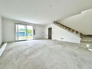 Foto Villa bifamiliare in Via Delle Acacie, Abano Terme Giarre di 128 m²