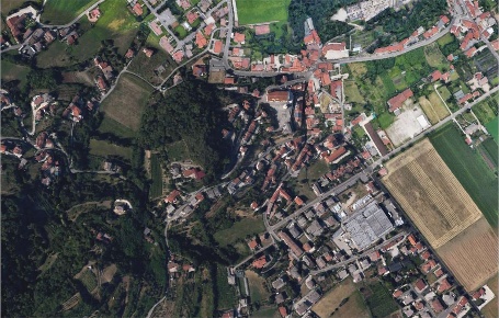 Foto Rustico in Via Tovi, Montorso Vicentino di 329 m² con 6 locali