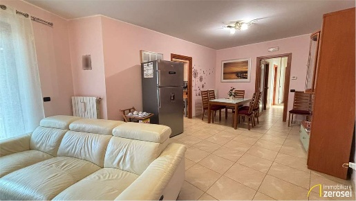 Foto Appartamento in Via De Gasperi 1, Noicattaro Centro di 90 m²