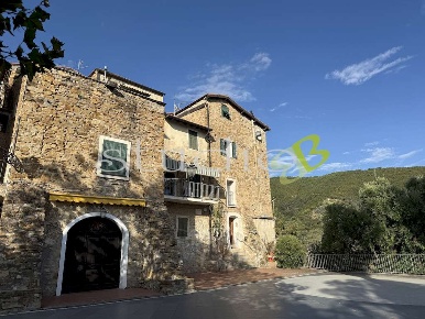 Foto Appartamento in Via Fabio Filzi 15, Bordighera Due Strade di 108 m²