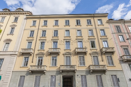 Foto Appartamento in Via San Marco 16, Milano Turati di 82 m² con 2 locali