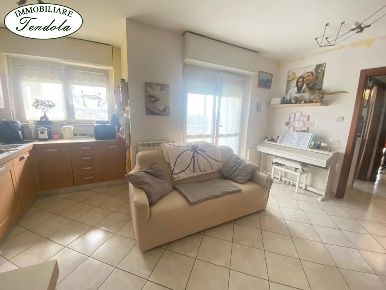 Foto Appartamento a Aulla Albiano Magra di 80 m² con 3 locali in vendita