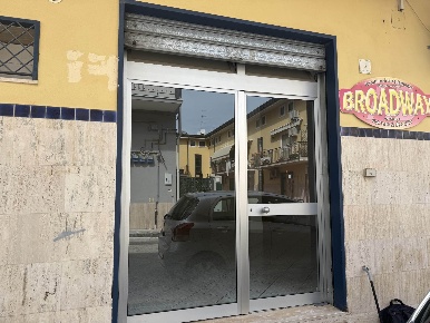 Foto Locale commerciale in Via Toti 5, Bellizzi Centro di 55 m² in vendita