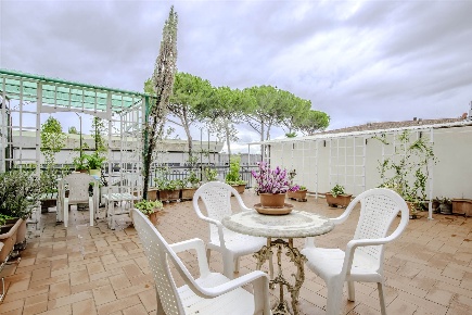 Foto Appartamento a Bagno a Ripoli Centro di 130 m² con 5 locali in vendita