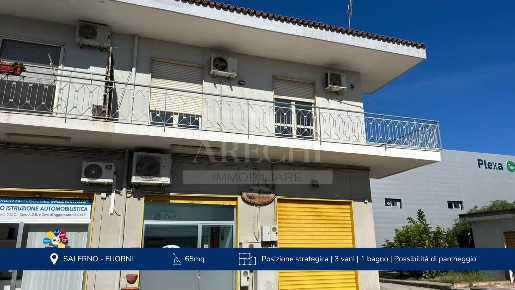 Foto Ufficio in Via Cappello Vecchio 5, Salerno di 65 m² con 2 locali