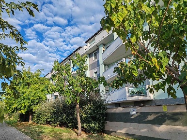 Foto Appartamento a Città Sant'Angelo di 90 m² con 5 locali in vendita