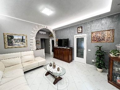 Foto Appartamento a Castagneto Carducci Donoratico di 120 m² con 5 locali