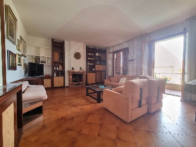 Foto Appartamento a Signa Centro di 165 m² con 6 locali in vendita