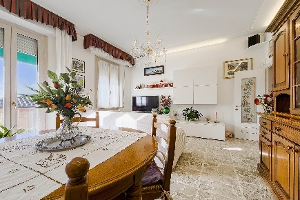 Foto Appartamento a Siena Petriccio - Acquacalda di 105 m² con 5 locali