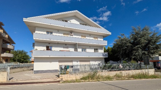 Foto Appartamento in via Leonardo Da Vinci 16, Ripa Teatina Centro di 90 m²