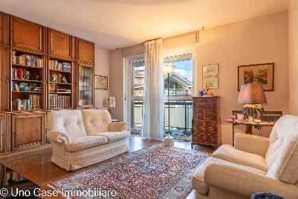 Foto Appartamento in Via Cascinette 15, Ivrea di 135 m² con 5 locali