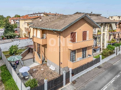 Foto Villa unifamiliare in via Vivaldi 5, Cinisello Balsamo Borgo Misto