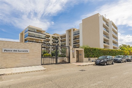 Foto Appartamento in Via Vincenzo Bellini 1, Bari Marconi - San Cataldo