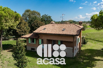 Foto Villa unifamiliare in via cesenatico, Cesenatico di 245 m² in vendita
