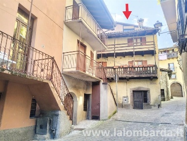Foto Appartamento in Via Santa Caterina, Angolo Terme Centro di 80 m²