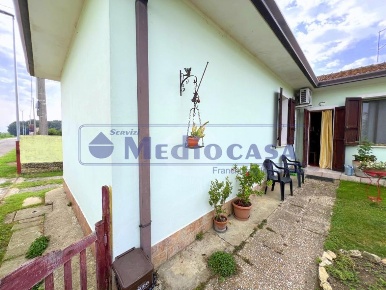 Foto Appartamento in via Arginone, Bosaro di 111 m² con 4 locali in vendita