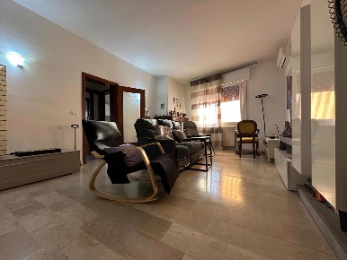 Foto Appartamento in Via CAMPON SNC, Casale di Scodosia Centro di 102 m²