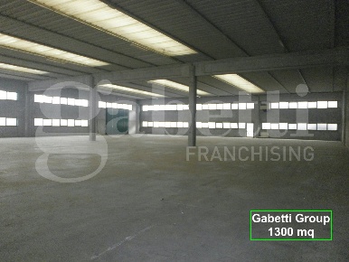 Foto Capannone industriale a Meolo Ca' Panizzo di 1300 m² con 2 locali