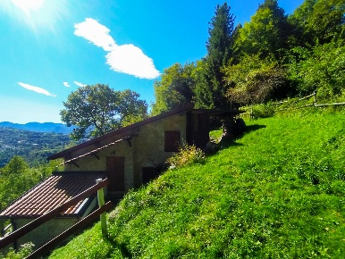 Foto Baita in Via Monti Di Ramponio snc, Alta Valle Intelvi di 52 m²